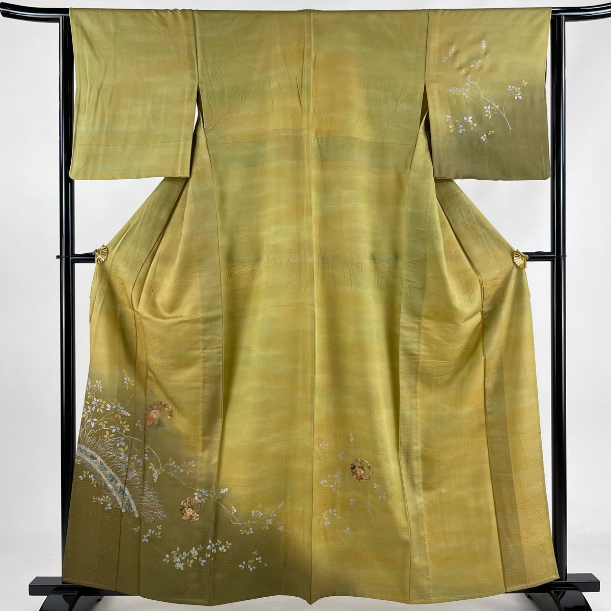 付下げ 身丈158.5cm 裄丈63.5cm S 単衣 花丸文 柴垣 刺繍 金銀彩 山吹茶色 正絹 秀品