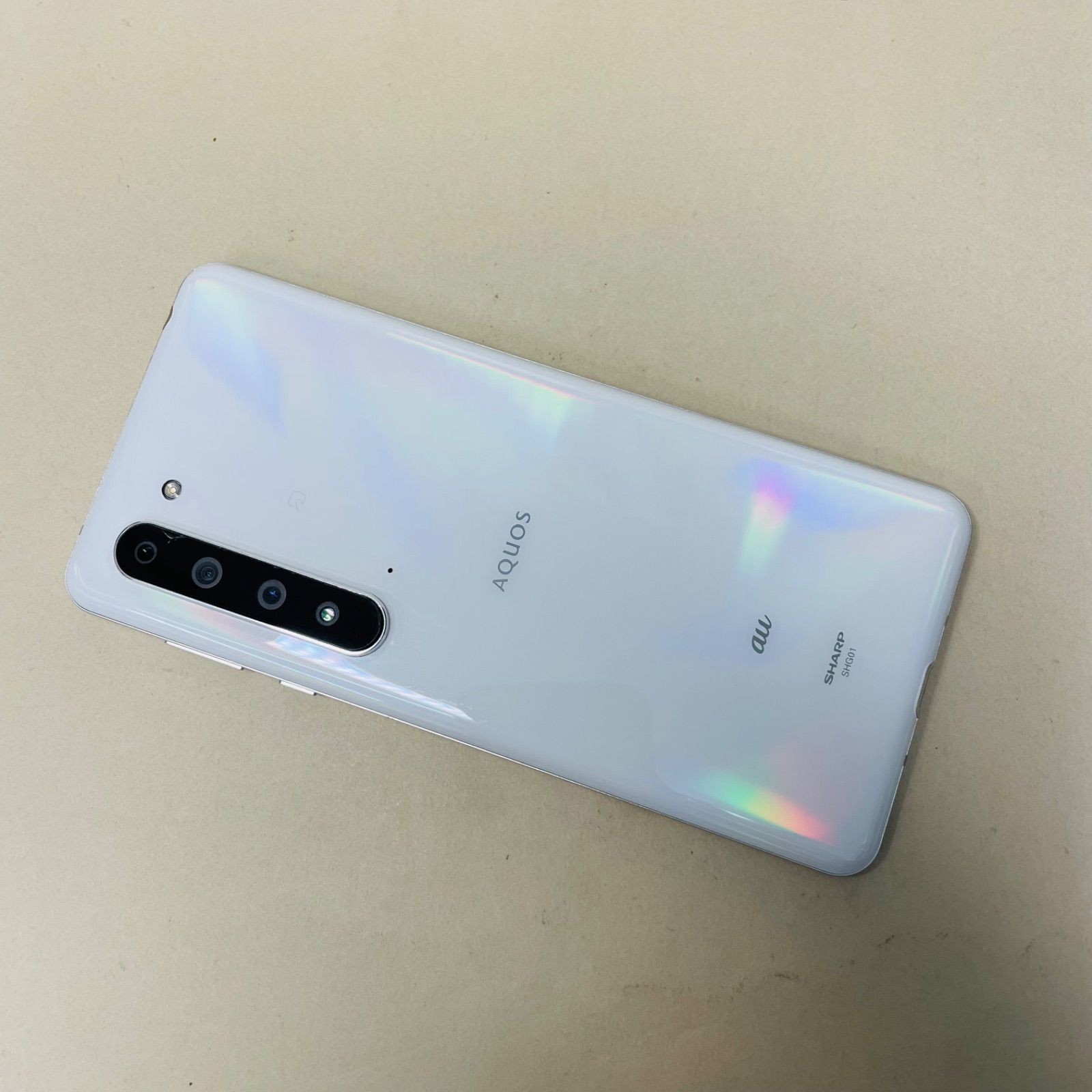 AQUOS R5G SHG01 SIMフリー69055 - メルカリ
