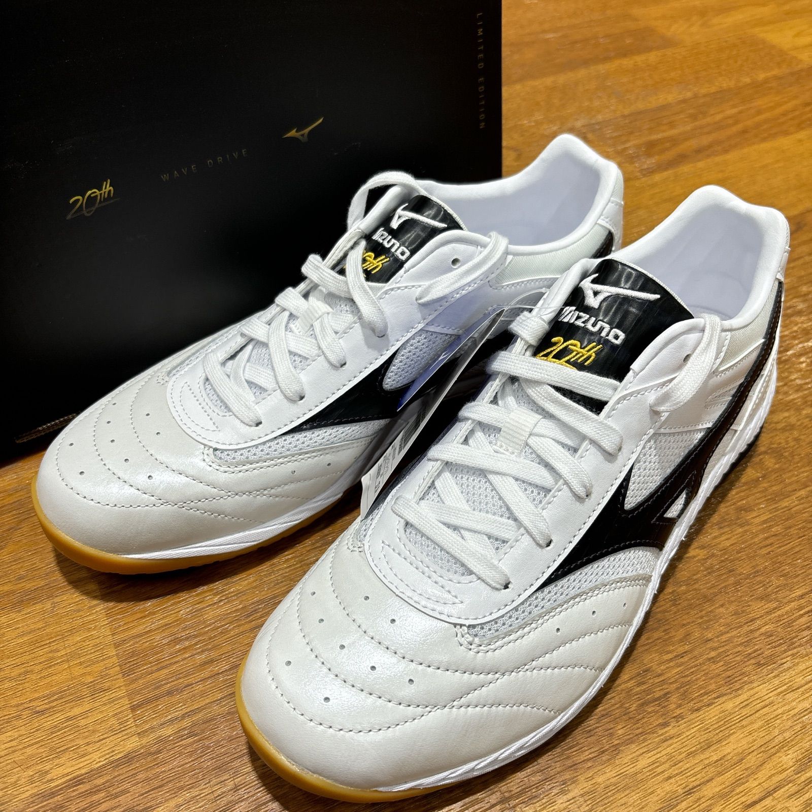 MIZUNO WAVE DRIVE 0 ミズノ ウエーブドライブ 0 メンズ 卓球 シューズ 81GA2201 09 27cm ホワイト|ブラック シューズ袋付き