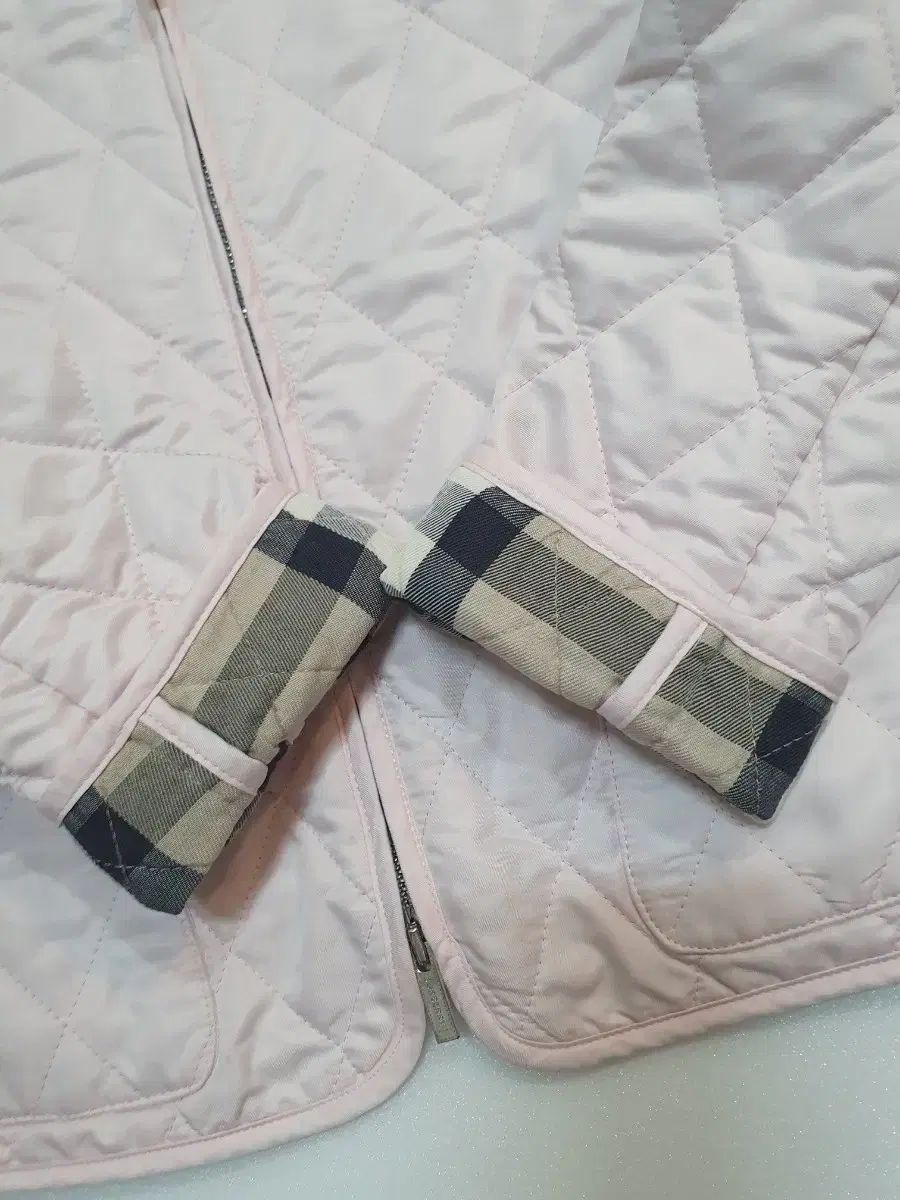 全国に販売中！ 女児 BURBERRY バーバリー キルティング ジャケット 6Y