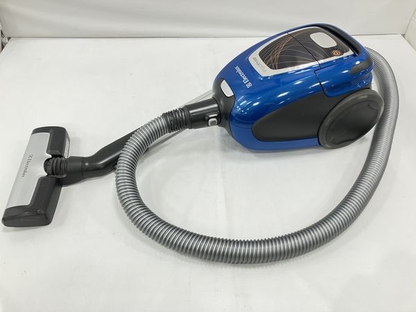 Electrolux ergothree auto キャニスター掃除機 el1.jpg