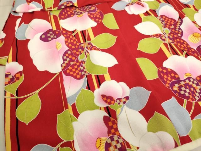 平和屋着物[]七五三 女の子 3歳 祝着 三つ身 花蝶文 金彩