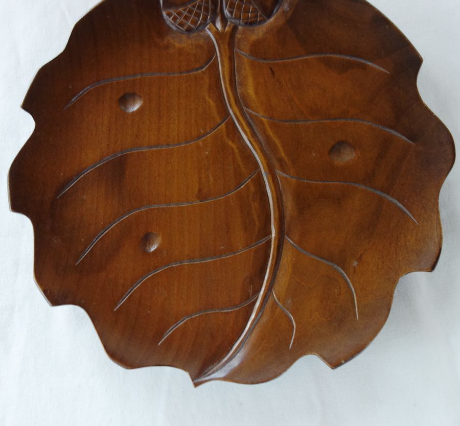 木彫りのお菓子皿 どんぐり 信州農民美術品 - メルカリ