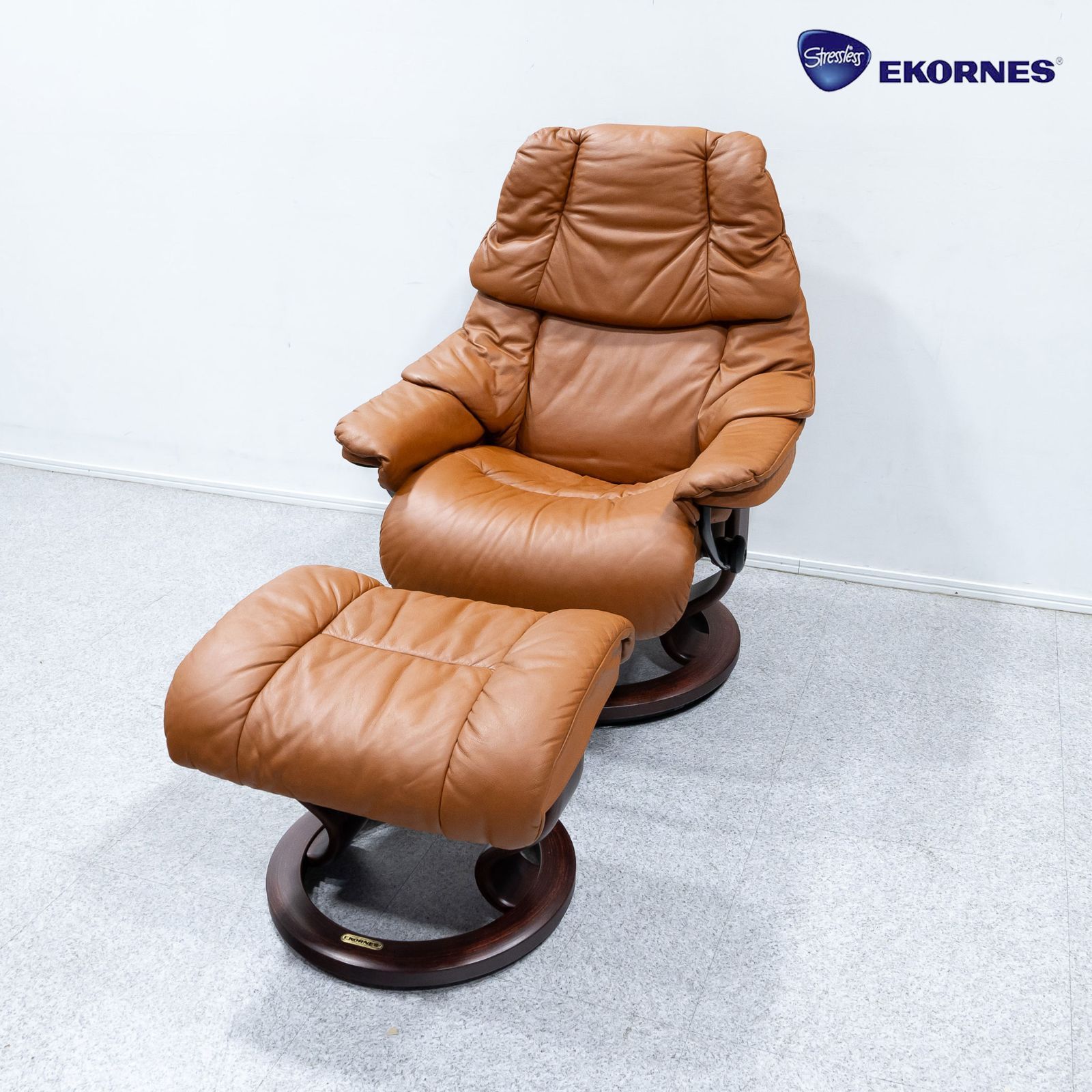 【中古品】Ekornes エコーネス Stressless Reno ストレスレス レノ リクライニング チェア オットマン付 Sサイズ レザー  ブラウン 定価44万