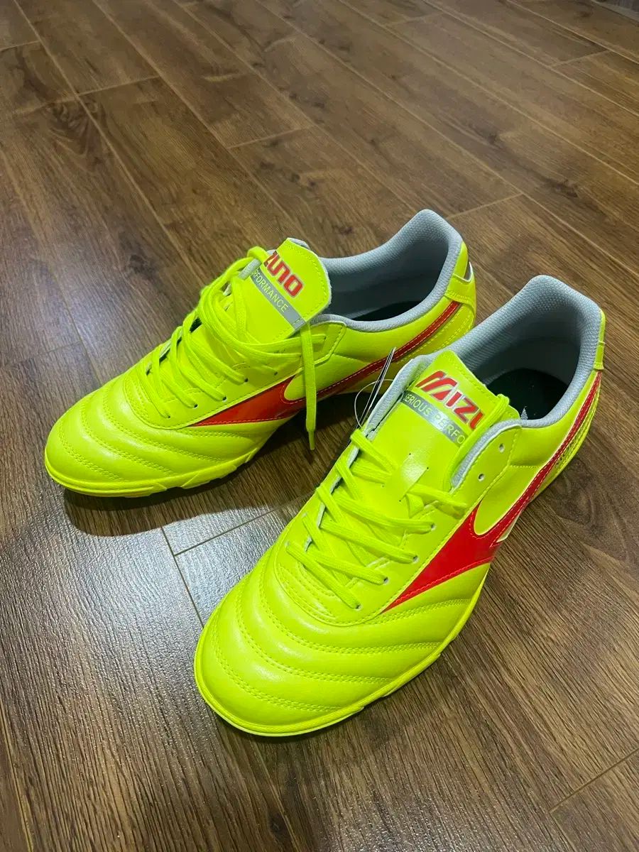 mizuno ミズノ サッカーシューズ 275