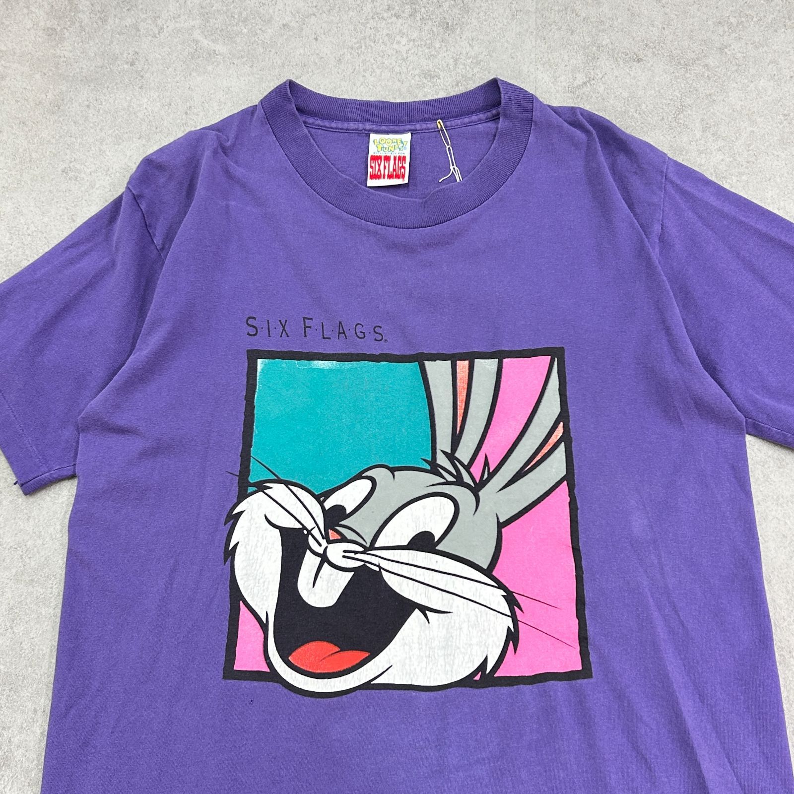 USA製 90s バックスバニー SIX FLAGS ビッグプリント 人気キャラクター 