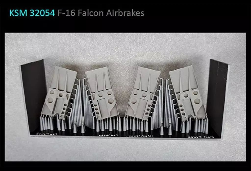 プラモデル 1 32 F-16 ファイティングファルコン エアブレーキ タミヤ用 ディティールアップパーツ KOM32054