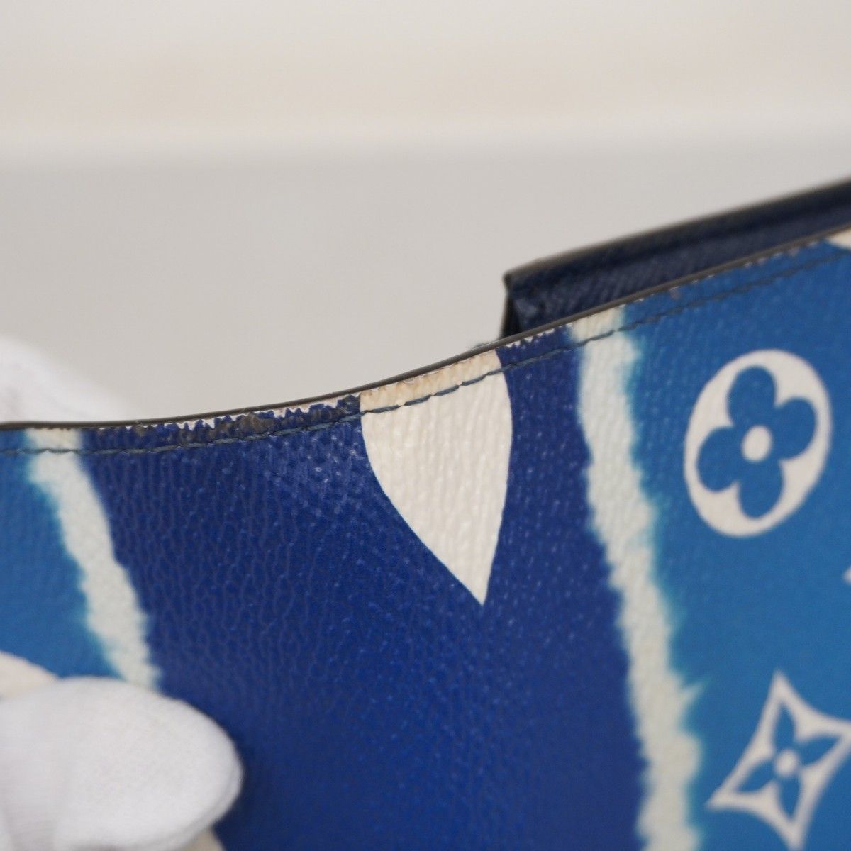 ルイヴィトン 三つ折り財布