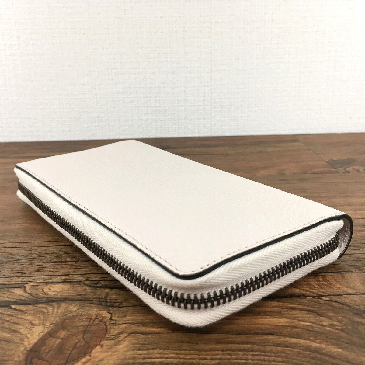 392 送料込み！ 極美品 GUCCI ジップウォレット 739499 バンブー  