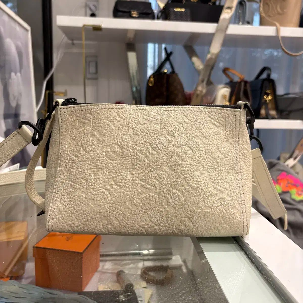 トライアングル