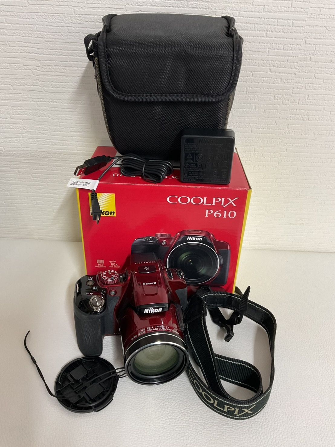 Nikon Coolpix P600レッド 中古 国内正規品美品【完動品】美品 Nikon COOLPIX P600 レッド
