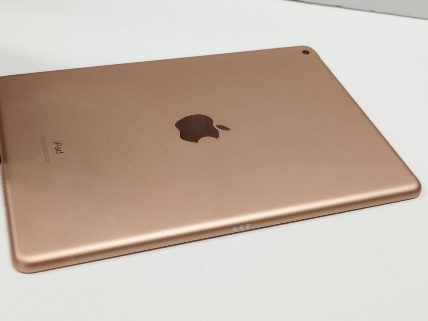 【美品】iPad iPad 7 A2197 - Mecnote Parts