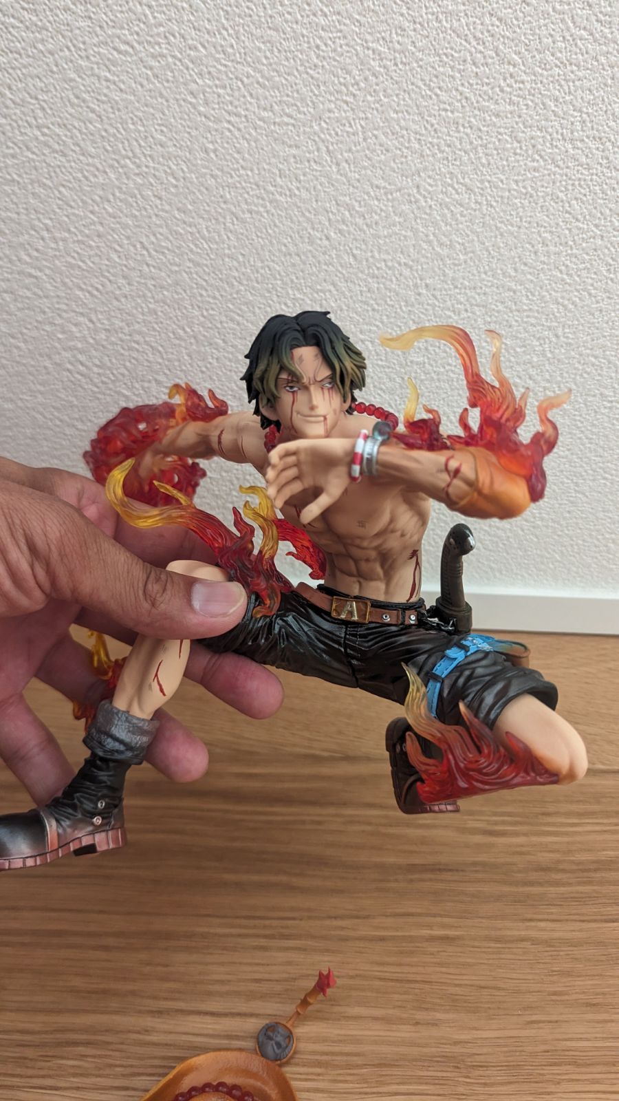 ワンピースフィギュア 海外限定 ポートガス・D・エース - メルカリ ワンピースフィギュア 海外限定 ポートガス・D・エース - メルカリ