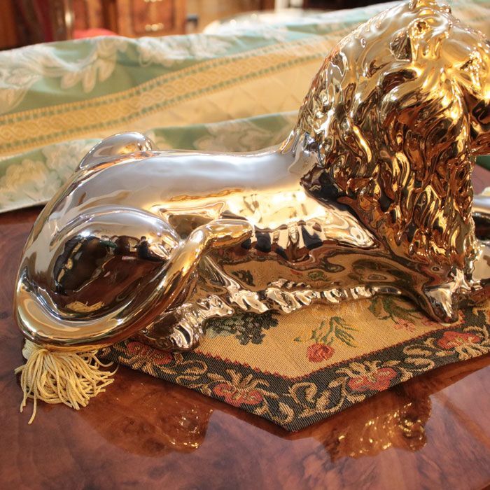 陶器製ライオン 金獅子 置物 レオ アニマルオーナメント オブジェ インテリア