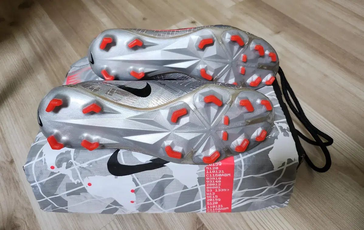 NIKE ナイキ