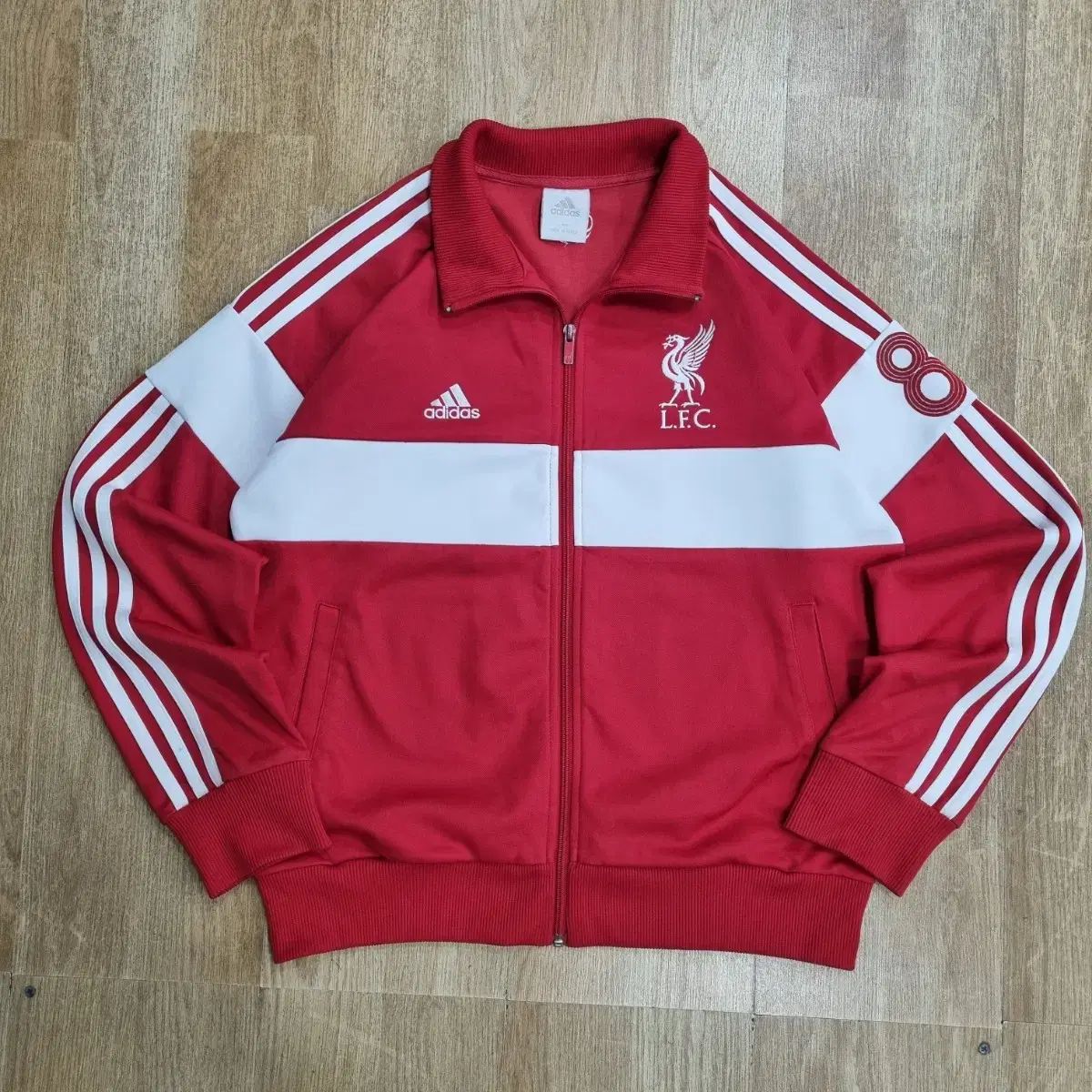 アディダス ジャージ リヴァプール ジェラード ジャージ 必須アイテムジャージ