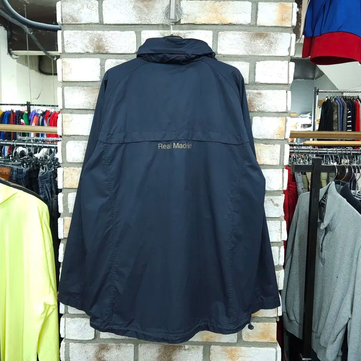 adidas(アディダス) レアルマドリード ウィンドブレーカー