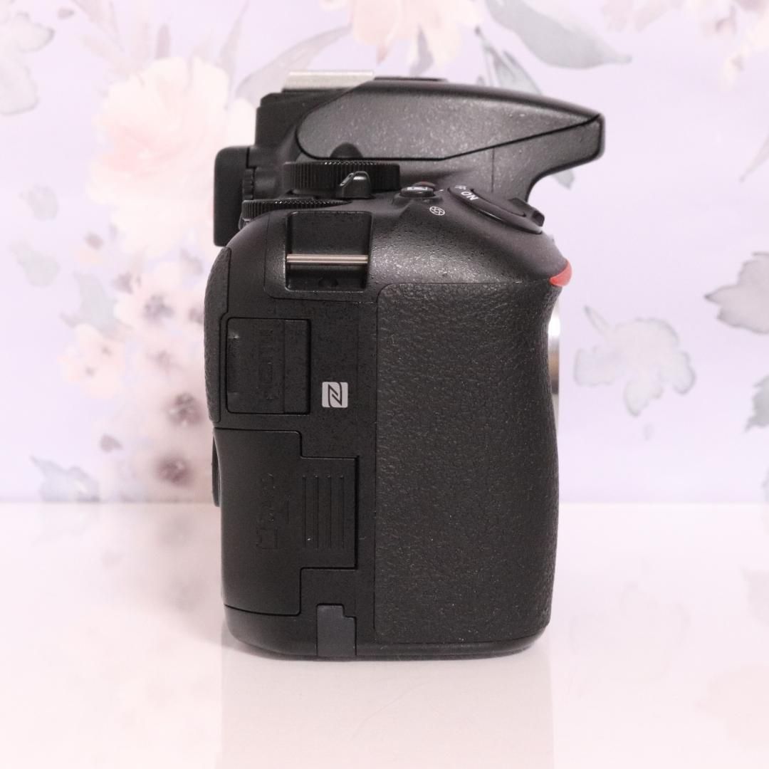 高性能&高画質の大人気一眼レフ☆Wi-Fiでスマホ転送OK♪ニコン D5600♡ Nikon デジタル一眼レフカメラ D5600 ダブルズームキット