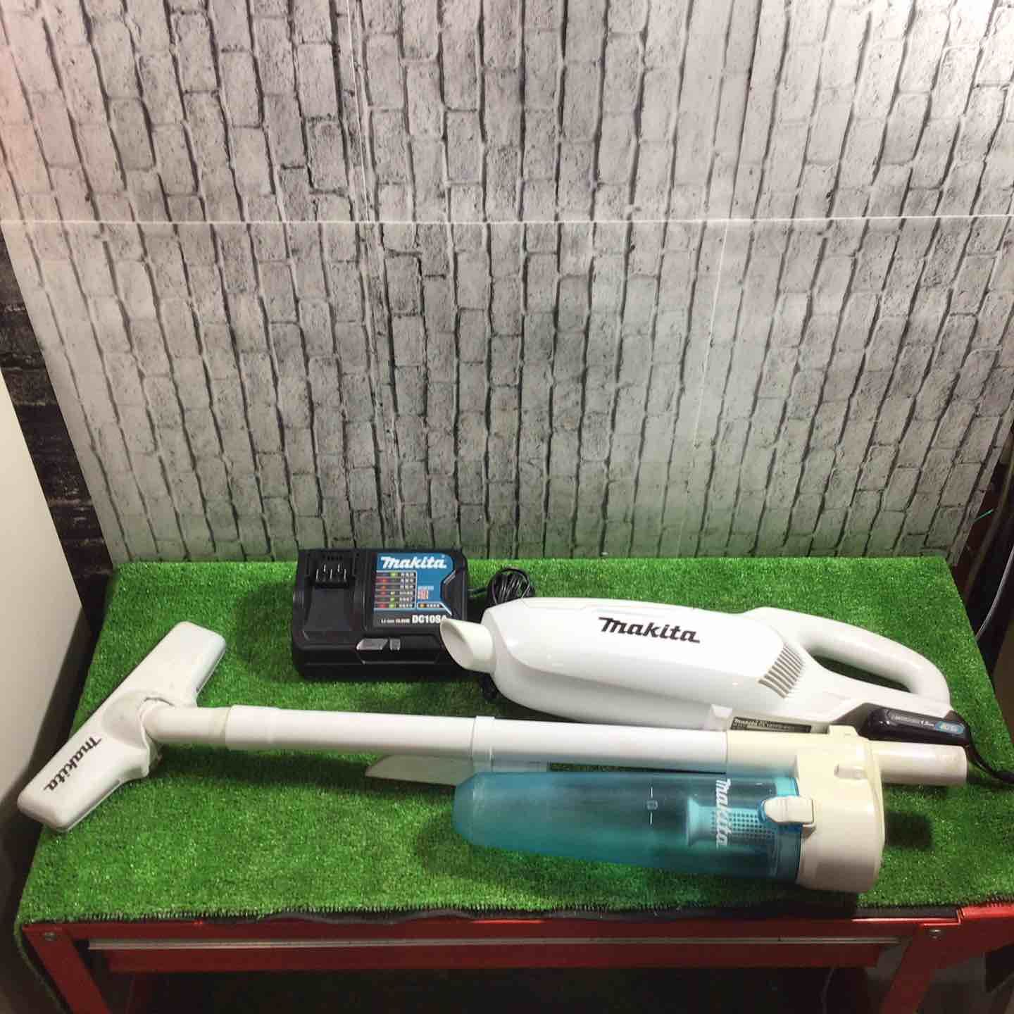 makita マキタ 充電式クリーナーセット CL107FDSHW 143