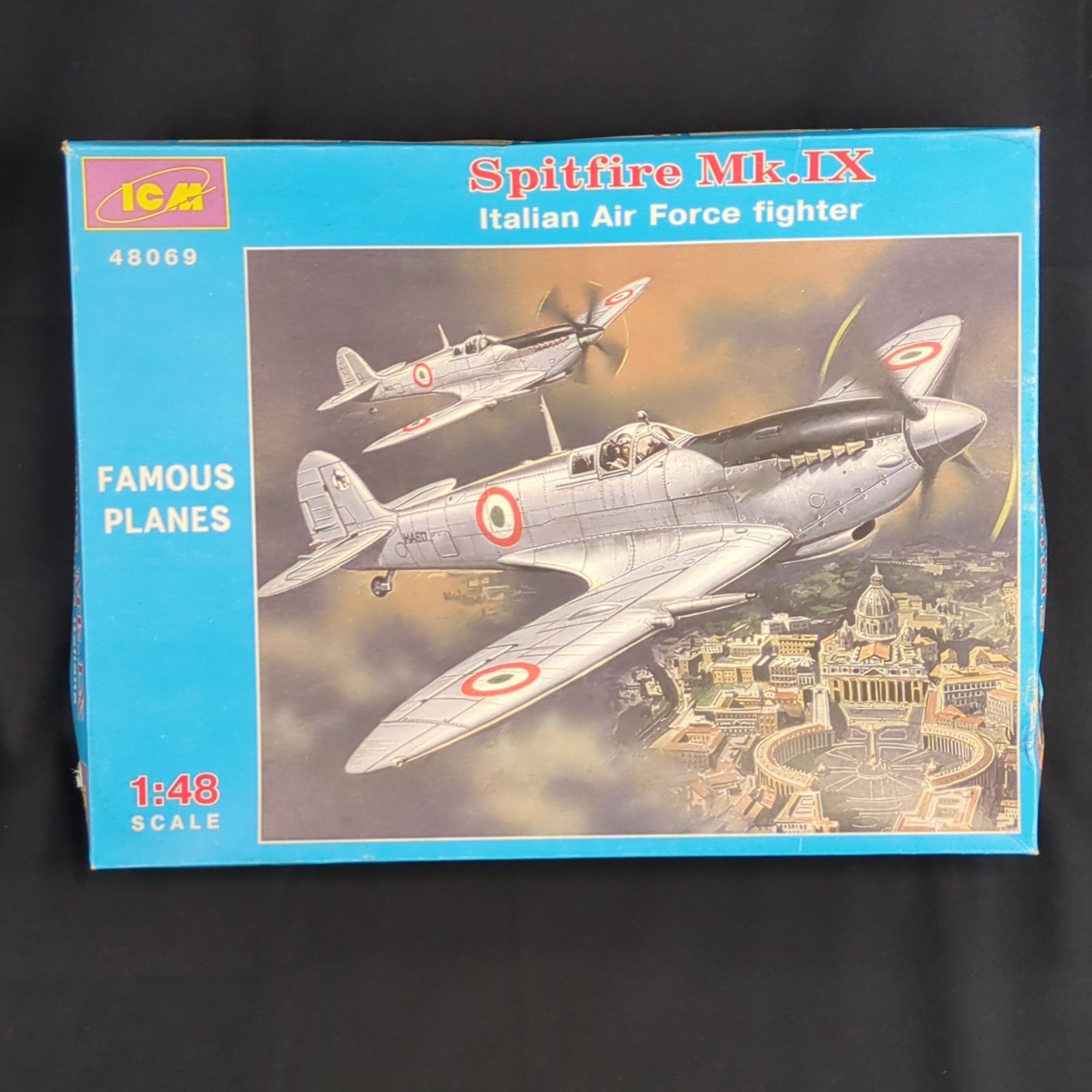 輸入キット 残僅少 ICM 48069 1 48 Spitfire Mk.ⅸ イギリス空軍戦闘機 スピットファイア Mk.IX