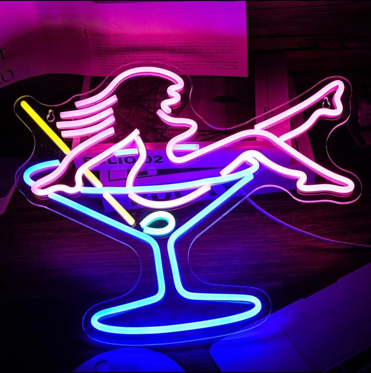 ネオンサイン お洒落なアートLED看板 クラブ 店内装飾