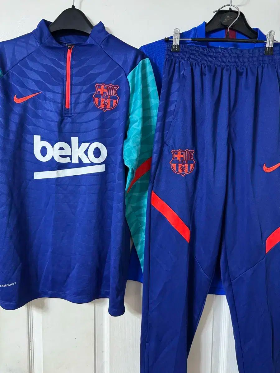 NIKE バルセロナ トレーニングセット 【公式通販】