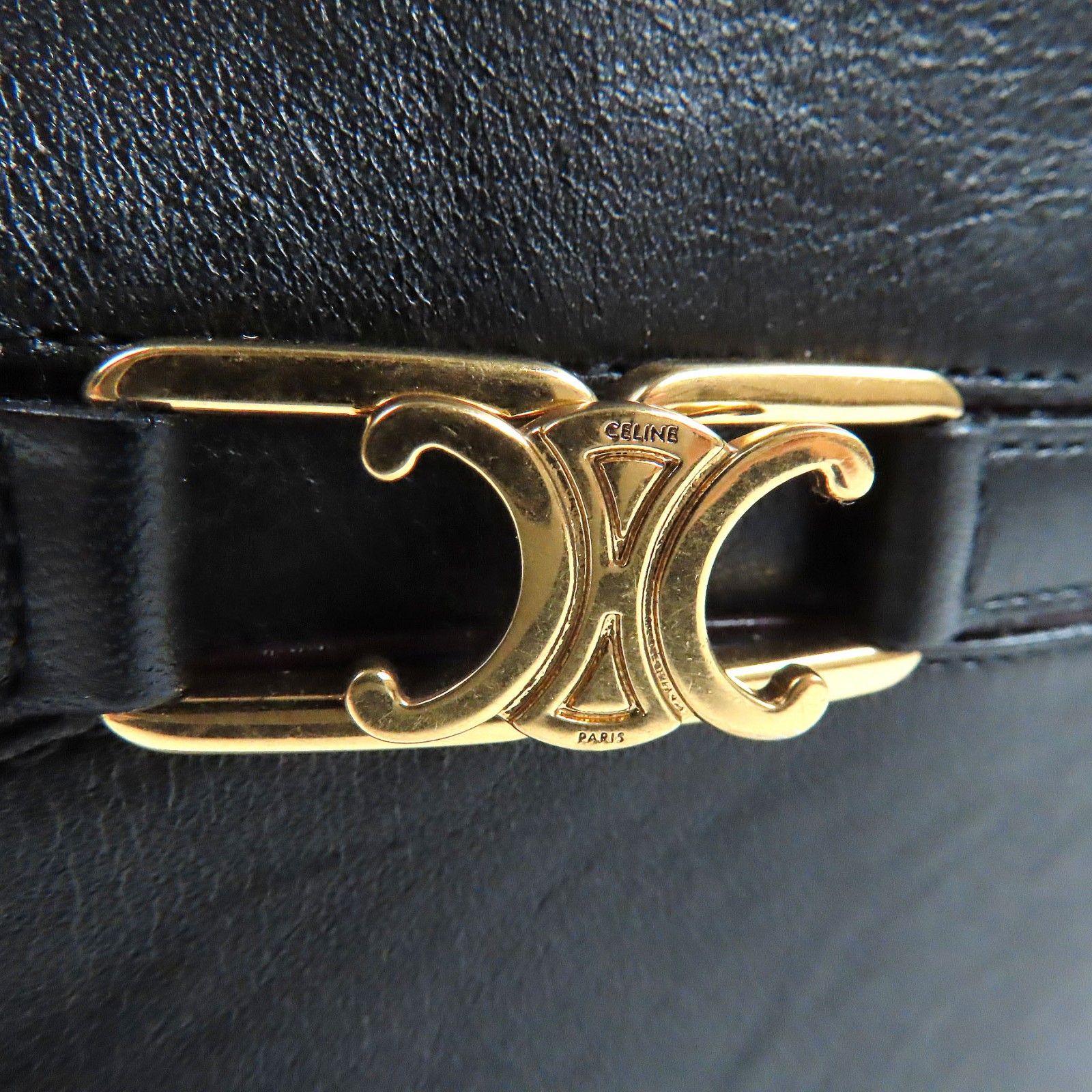 ポインテッドトゥ レザー