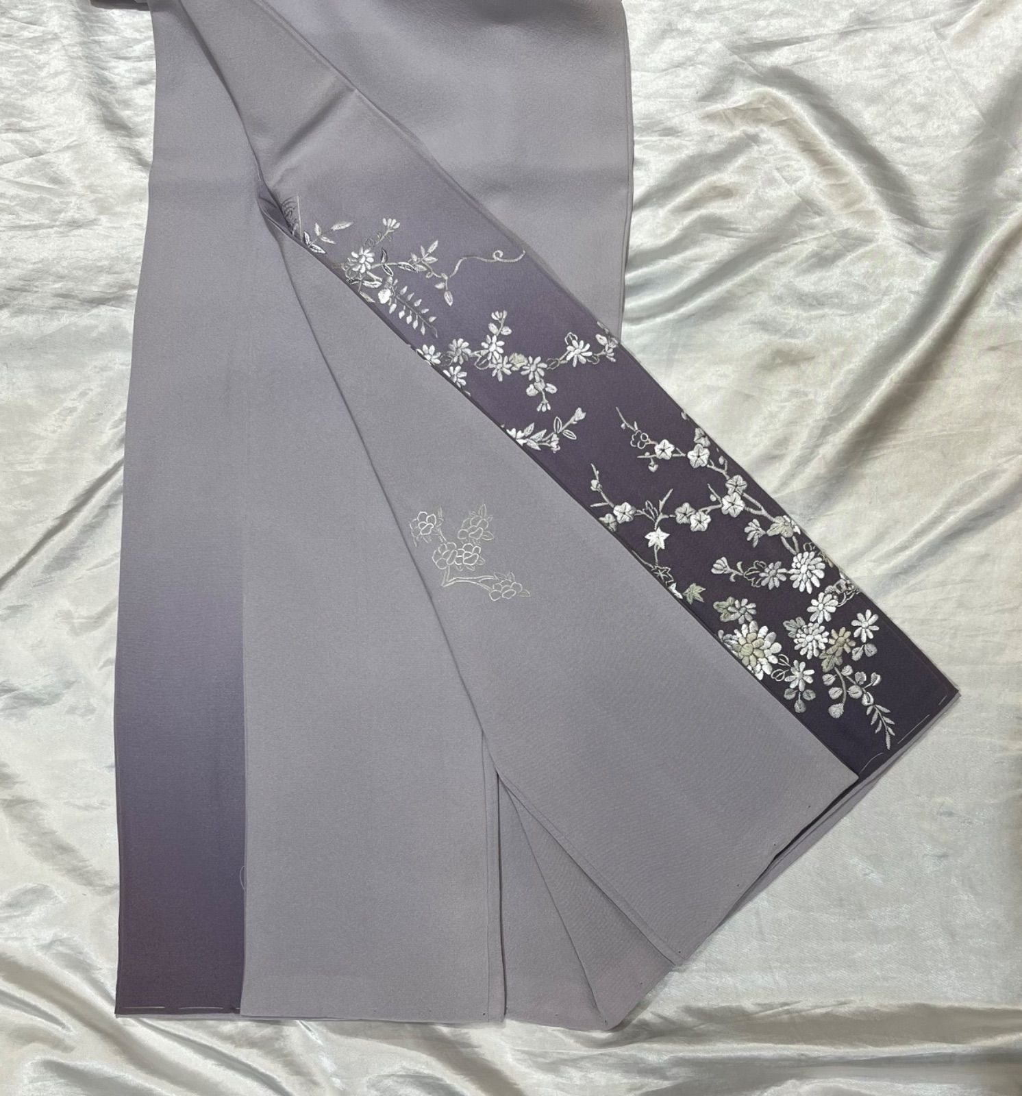 豪華絢爛綺麗美品身丈163cm裄丈67cm薄紫ボカシ刺繍正絹訪問着