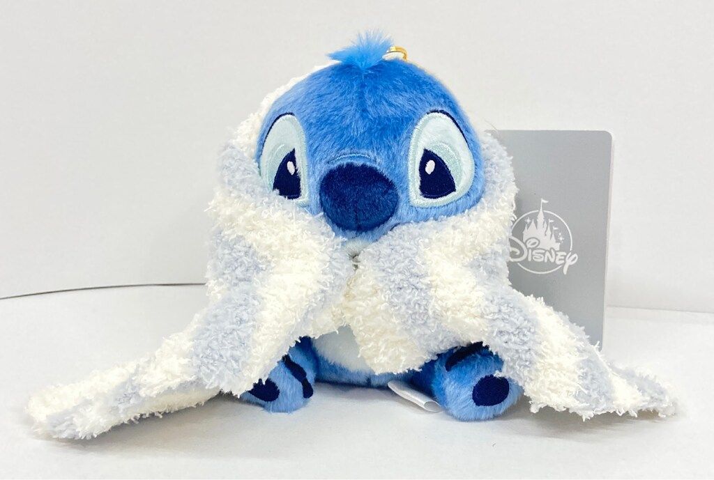 ディズニーストア プラッシュキーチェーン SOONFALL スティッチ