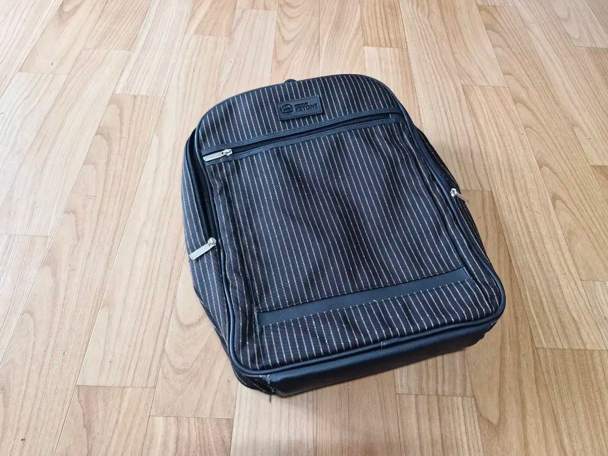 number nine ミニバッグ ドラムバッグ 99SS 0-51-693 number nine ミニバッグ ドラムバッグ 99SS 0-51-693