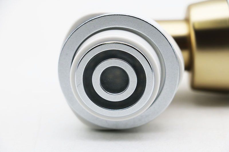 新古品 YA-MAN ヤーマン RF美顔器 ブライトリフト EX HRF-50N ER5-06