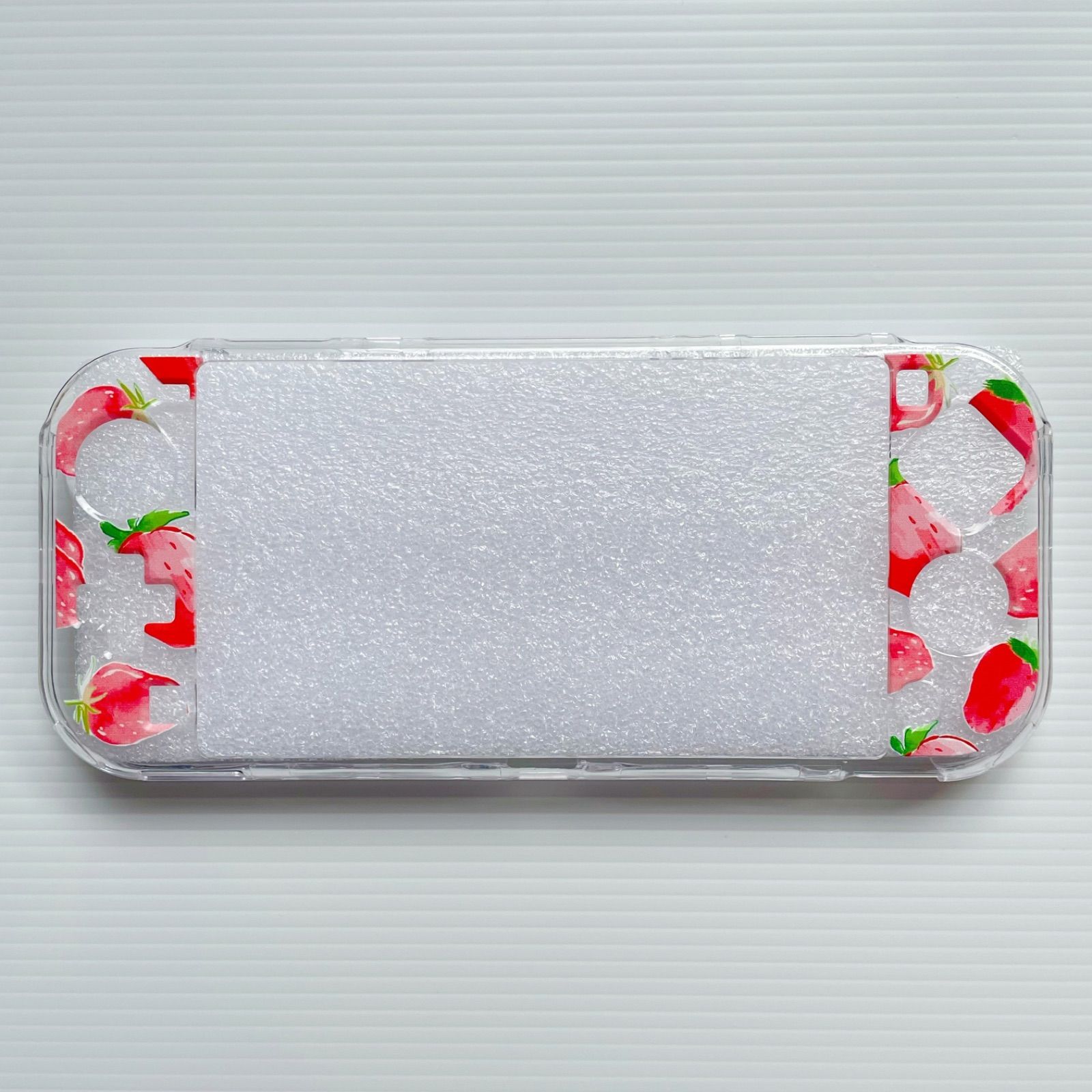 可愛い♡イチゴ Switch Lite スイッチライト クリア カバー 苺 - メルカリ