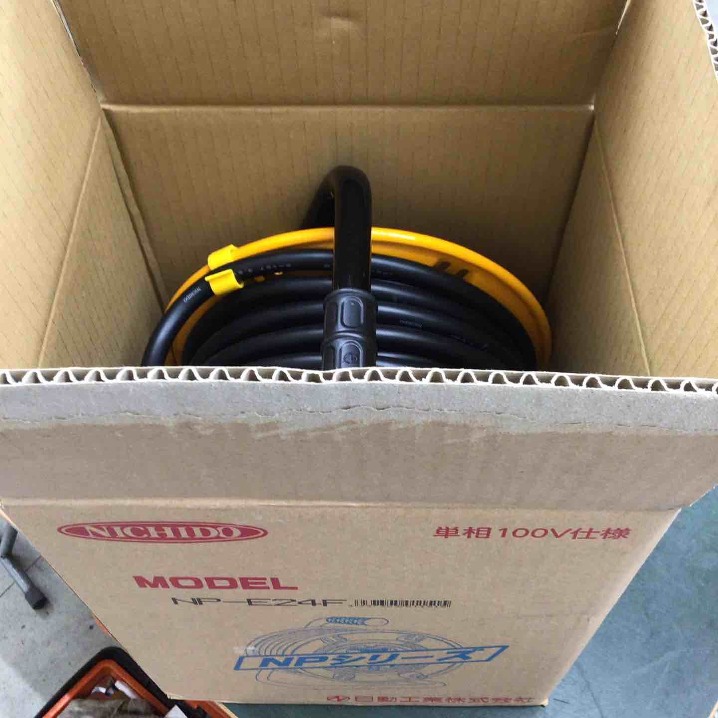 ♥品 日動 電工ドラム アース付 20M NP-E24F コードリール 鴻巣店