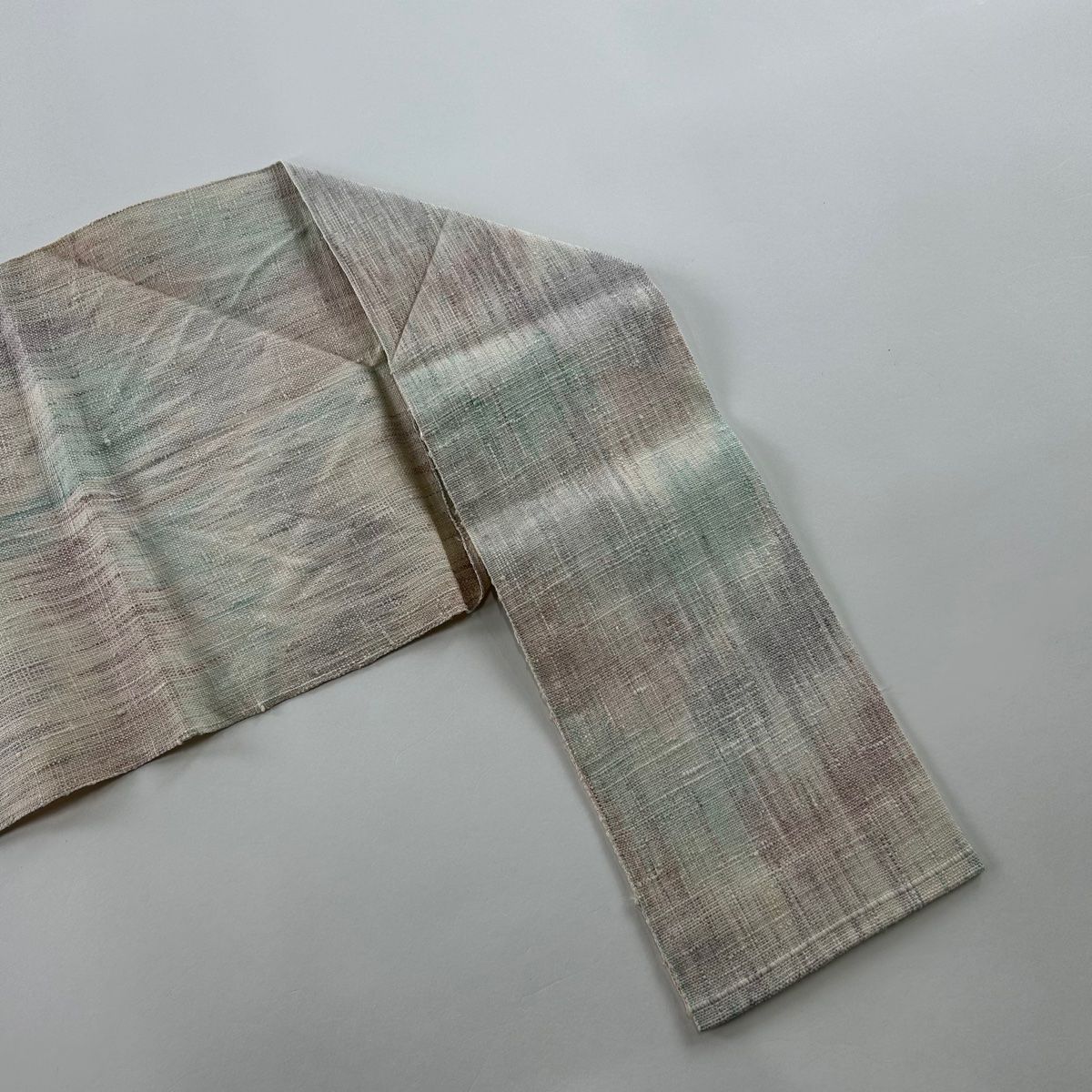 3-39 名古屋帯 八寸 美品 正絹 着物 松葉仕立て 全通 明綴れ ヒゲ 美品 名古屋帯 逸品 落款あり 松葉仕立て 八寸名古屋帯 手織 蜀江華文