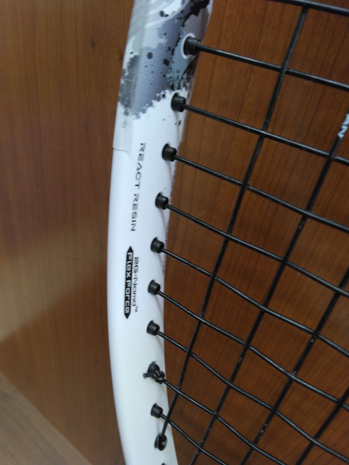 テニスラケット YONEX