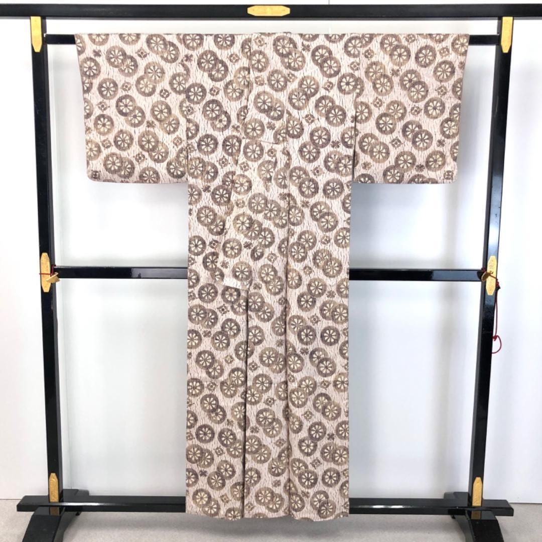 ☆ 小紋 杢目絞り 車輪模様 薄梅鼠色 K-4579 小紋 杢目絞り 車輪模様 薄梅鼠色 K-4579