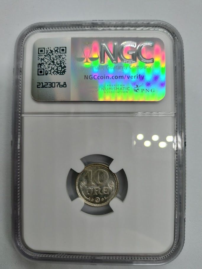 NGC MS64 1917VBP GJ デンマーク王国 10O銀貨 066 NGC MS64 1917VBP GJ デンマーク王国 10O銀貨 066 - メルカリ