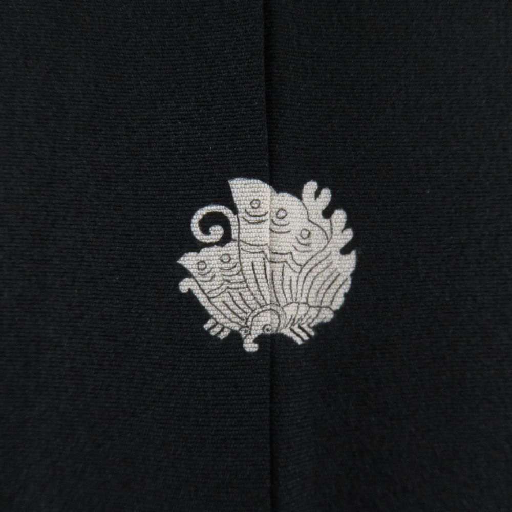 黒留袖 オシドリに花々文様 作家物 落款付 揚羽蝶紋 正絹 比翼付 袷 広衿 礼装着物 フォーマル 仕立て上がり 身丈163cm 【キモノオフ野々市若松店】 黒留袖 オシドリに花々文様 作家物 落款付 揚羽蝶紋 正絹 比翼付 袷