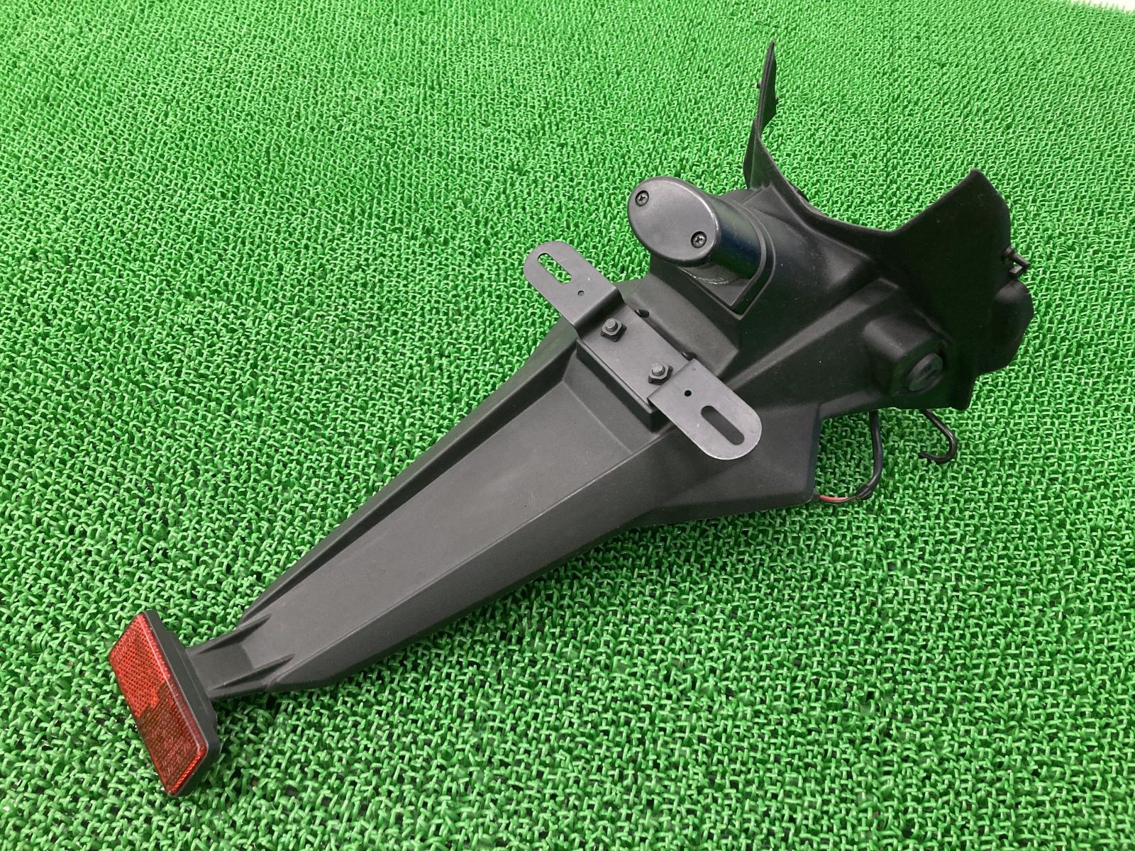 NINJA250R リアフェンダー 35019-0081 カワサキ 純正 中古 バイク 部品 EX250K 反射板 ナンバー灯 ニンジャ 割れ欠け無し 車検 Genuine