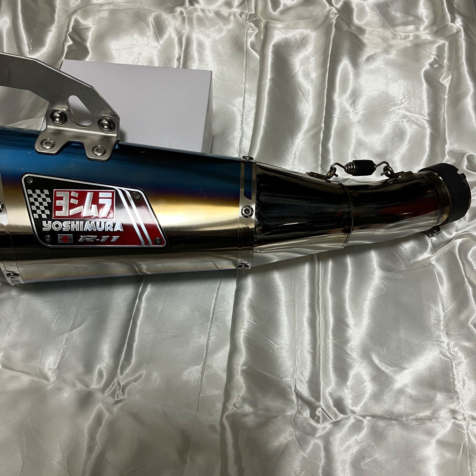 Slip-On R-11 サイクロン 1エンド EXPORT SPEC 政府認証 | ヨシムラジャパン