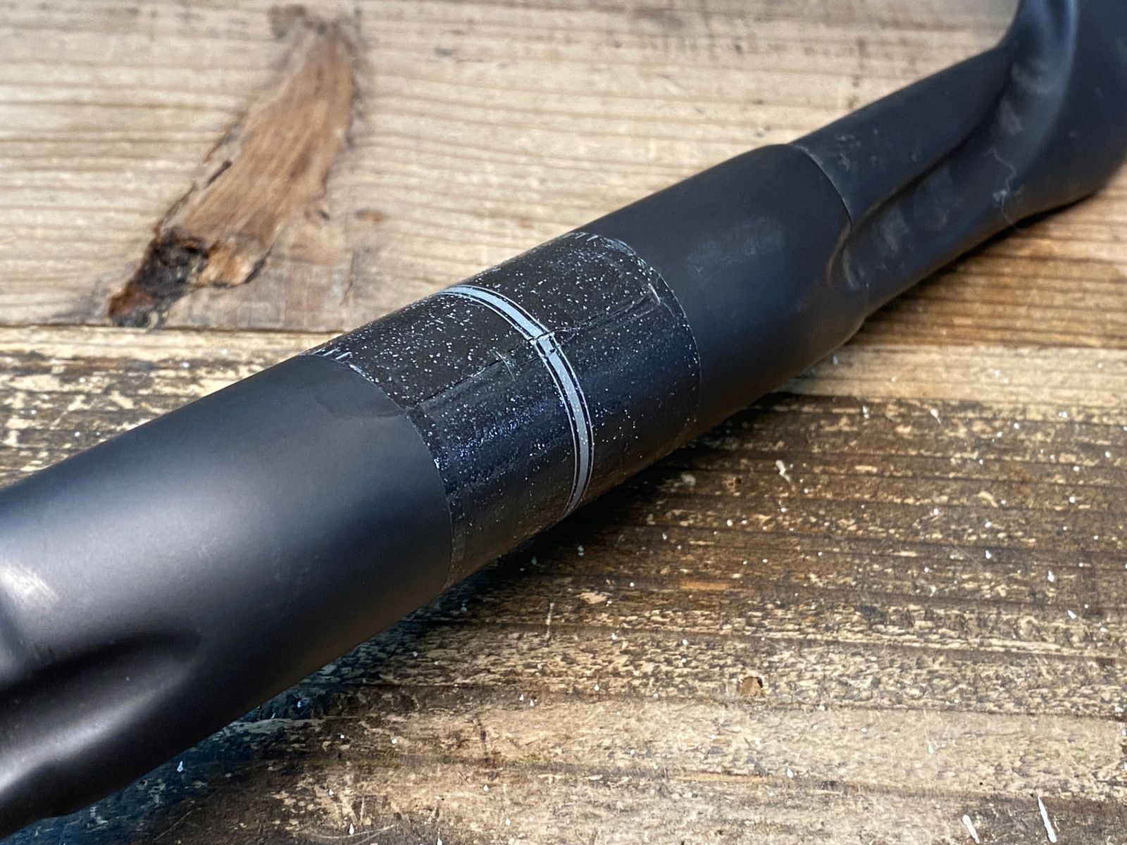 ワンバイエス　ジェイカーボンネクスト ドロップハンドル c-c360mm ワンバイエス 日本人ライダーにぴったりのフルカーボンハンドル