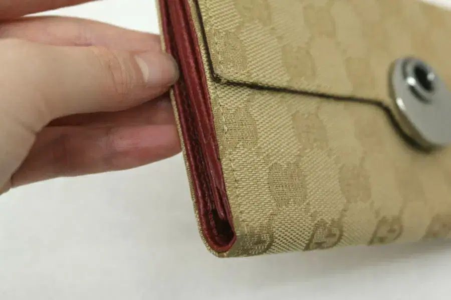 GUCCI グッチ