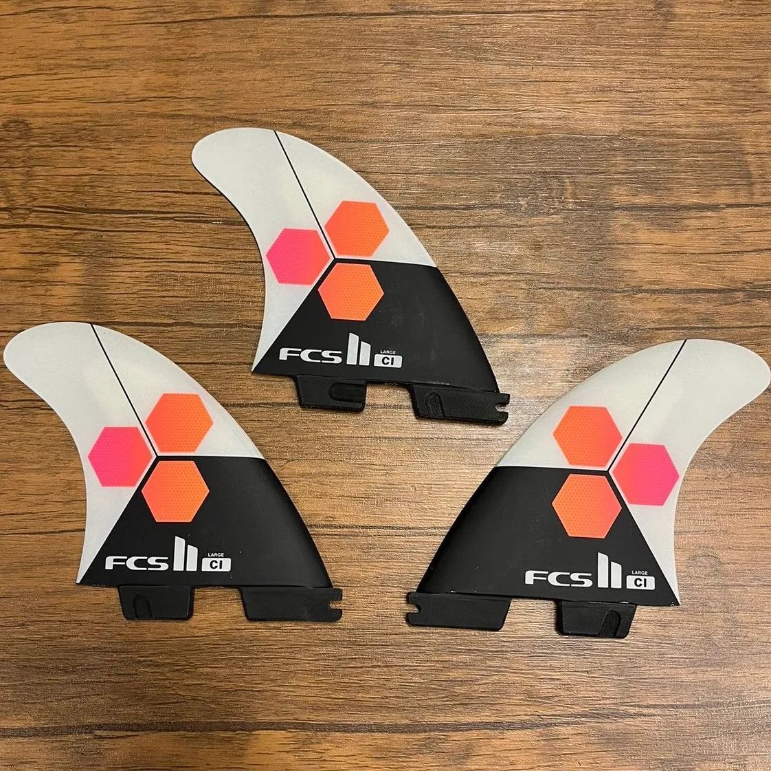 新作，品質保証】 FCS2 REACTOR サーフボードフィン トライフィン 店舗