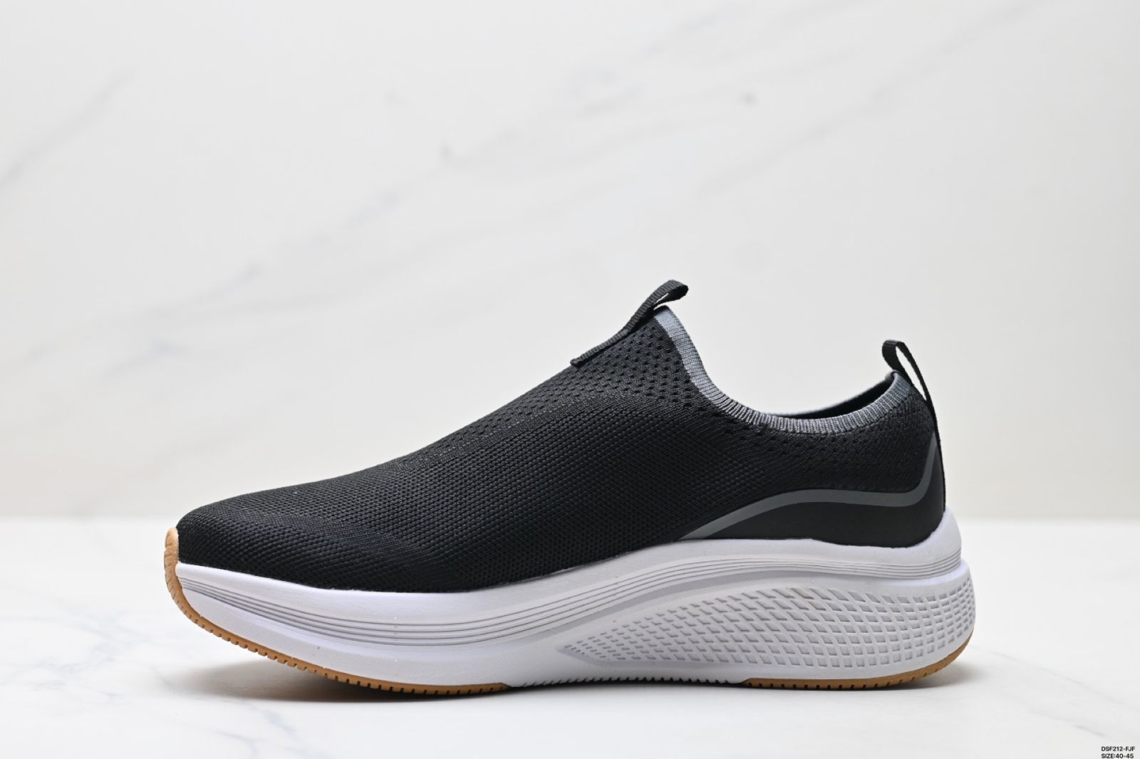 今日特価】Skechers スケッチャーズ 夏用メンズ スリップオン