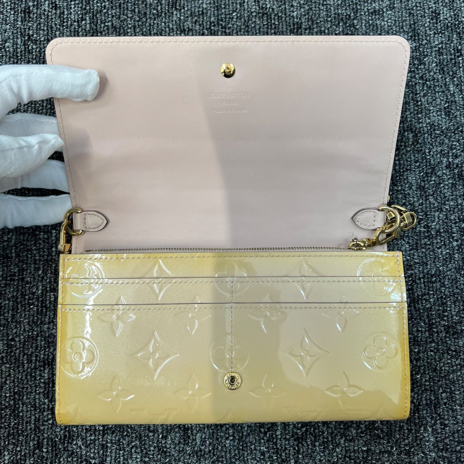 LOUIS VUITTON ルイヴィトン ヴェルニ チェーンウォレット