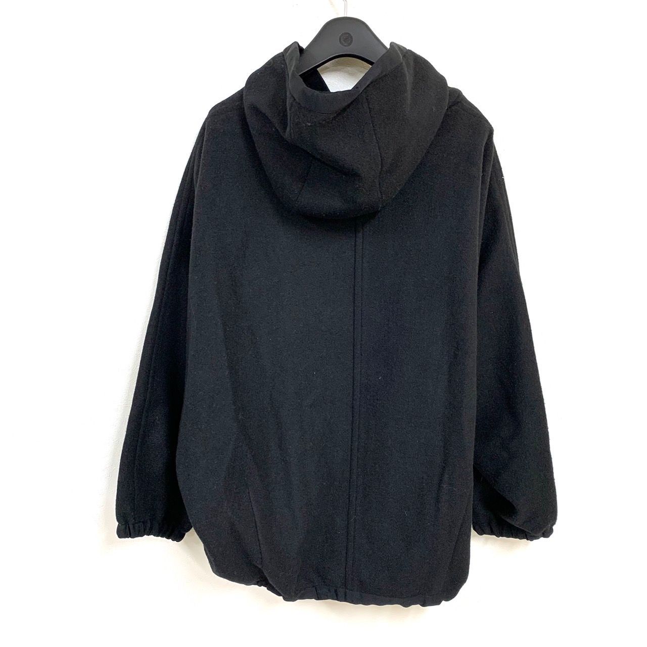 ブション ジップアップパーカー