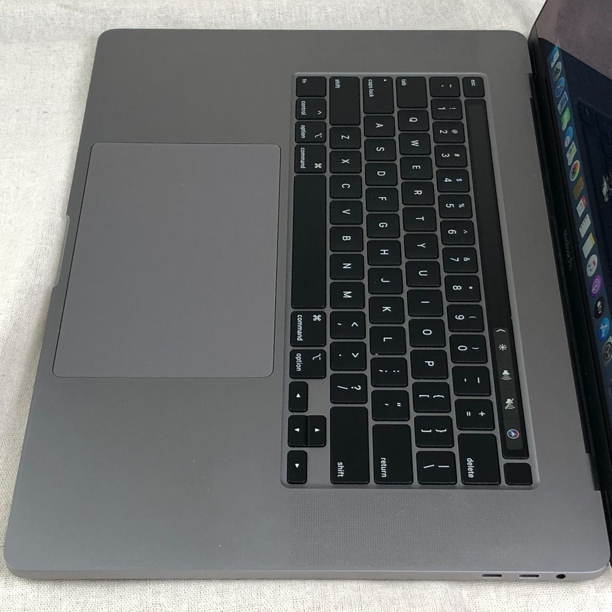 ◇ジャンク品・本体のみ◇Apple MacBook Pro (16インチ 2019