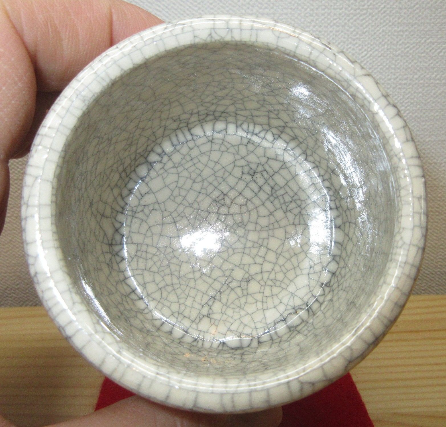 送料込【逢絢亭・新品】茶道具 七事式道具 聞香炉 白楽 貫入模様 丸形 松楽窯 逢絢亭・新品】茶道具 七事式道具 聞香炉 白楽 貫入模様 丸形 松