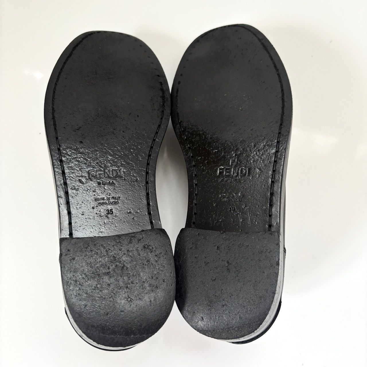 美品◎川口春奈さん着用◇現行品◇FENDI フェンディ ローファー