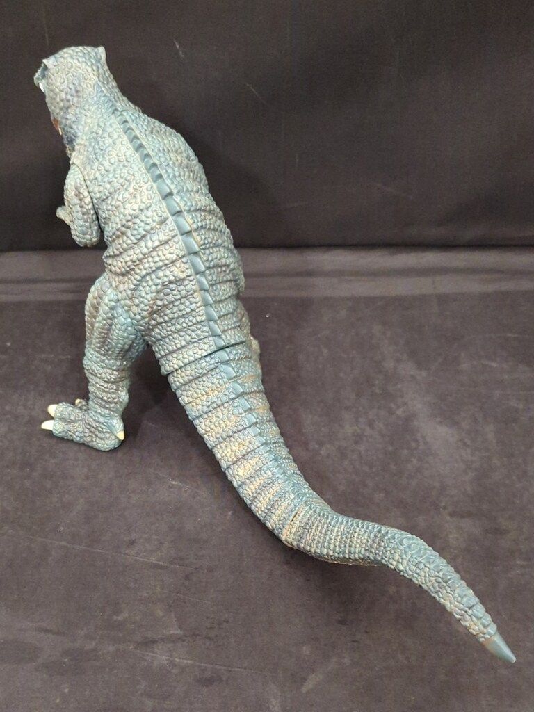 鋼鉄城 ゴロザウルス